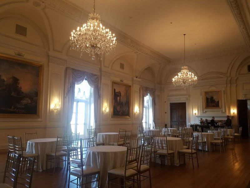 Oheka Castle Dining Room