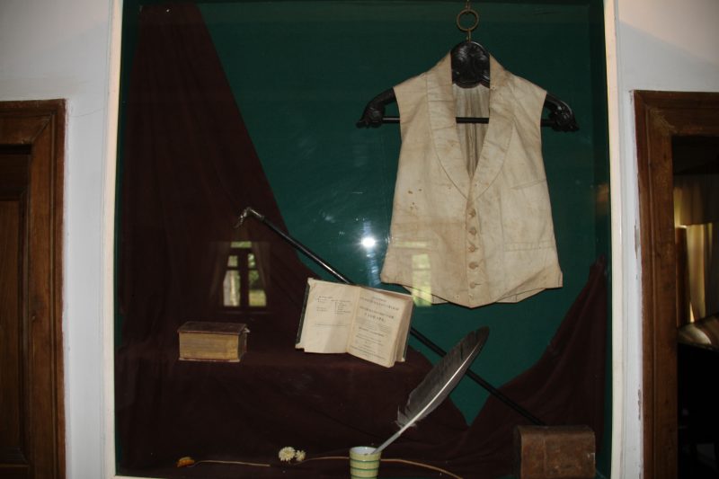 Gogol's personal effects